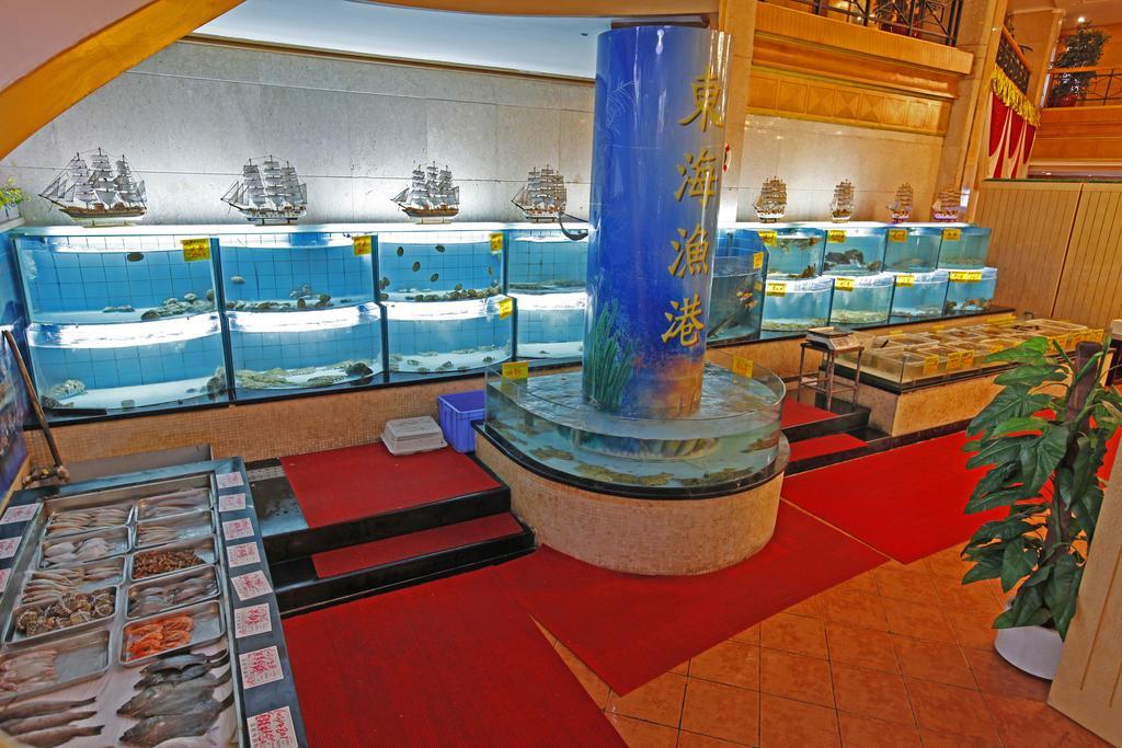 青島 ドンハイ ホテル 青島市 エクステリア 写真