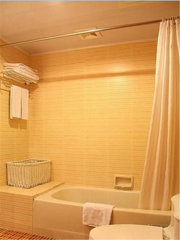 青島 ドンハイ ホテル 青島市 部屋 写真